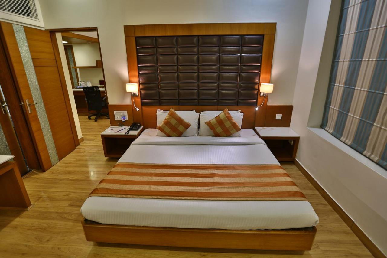 Comfort Inn Lucknow Extérieur photo